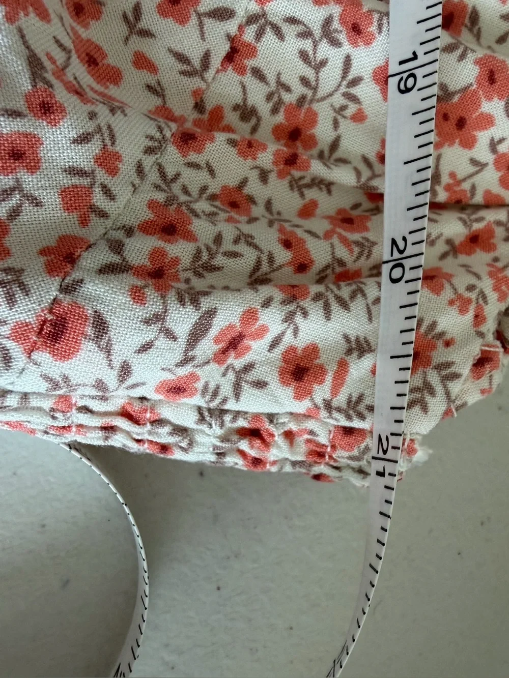 Womens size medium ditzy floral cami dress with large pockets adjustable straps